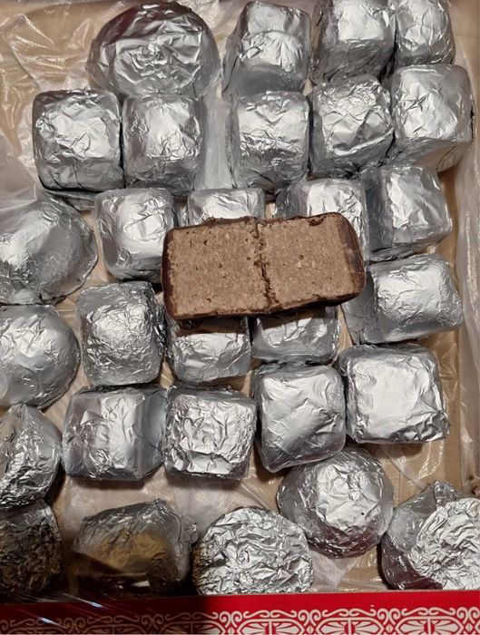 Солодощі некондиція дешеві шоколад монолит кусковой