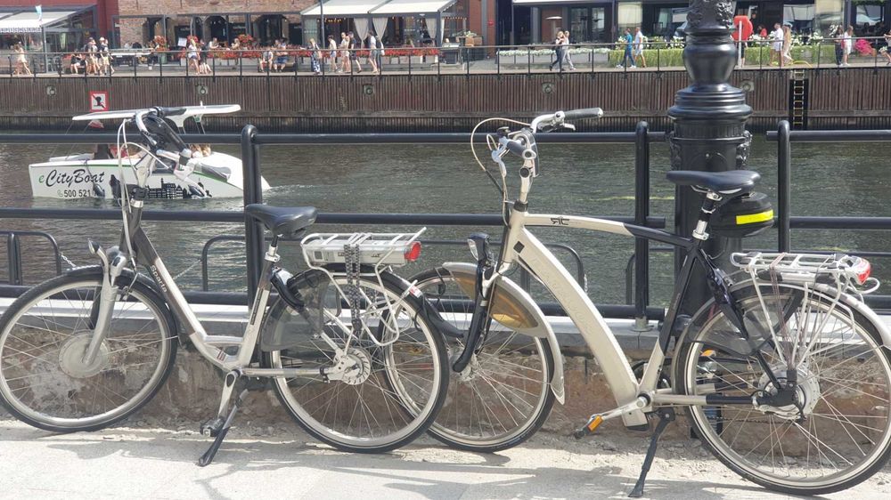 sprzedam używany rower męski elektryczny