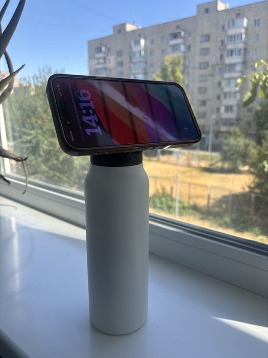 Термопляшка 700 мл з MagSafe + обертовий тримач для телефону
