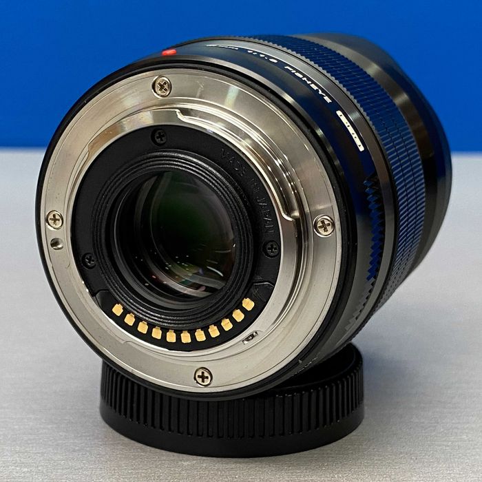 Olympus M.Zuiko ED 8mm f/1.8 Fisheye PRO