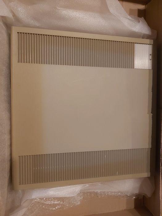 Atari Mega 2 + Extras63825782317313121