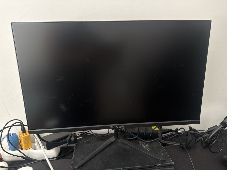 Silver Monitor 100hz