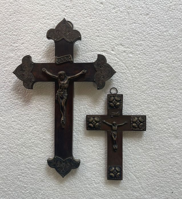 Prata - Jesus Cristo crucificado em prata
