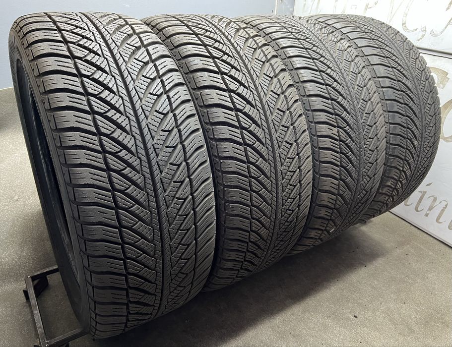 Шини 2022р зима 245 45 R18 Goodyear Ultragrip 8 performance MO зимові