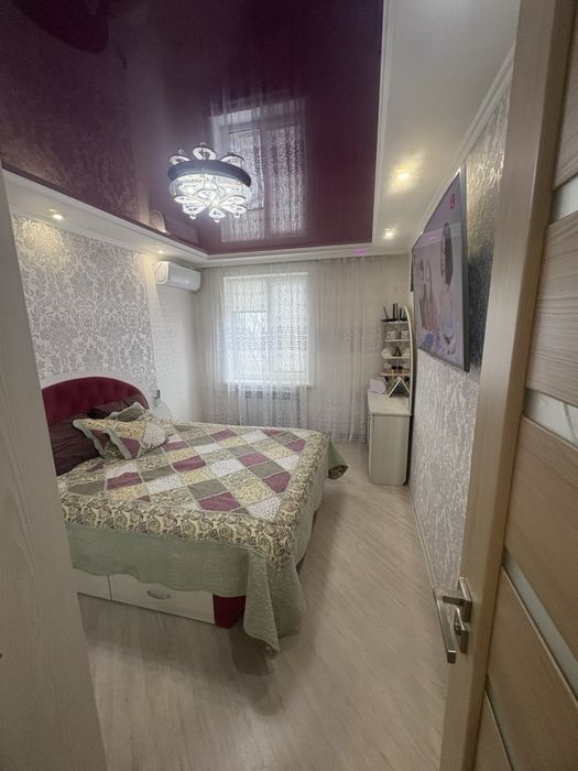 Продам 3-х кімнатну квартиру