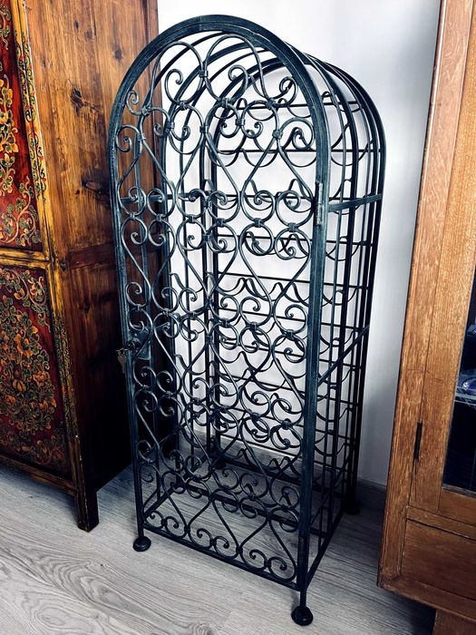 Garrafeira Vintage em Ferro Forjado - 36 Garrafas