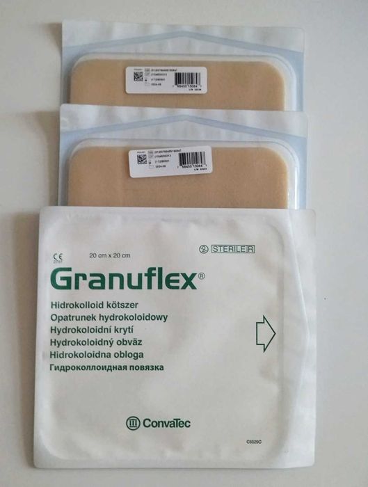 Opatrunek 3szt 20x20cm Granuflex™ Extra Thin na odleżyny I i II stopni