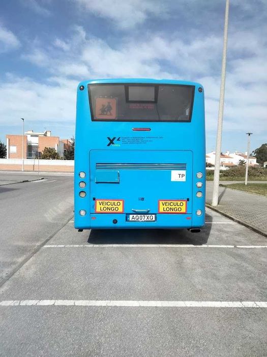 Autocarro 56 lugares