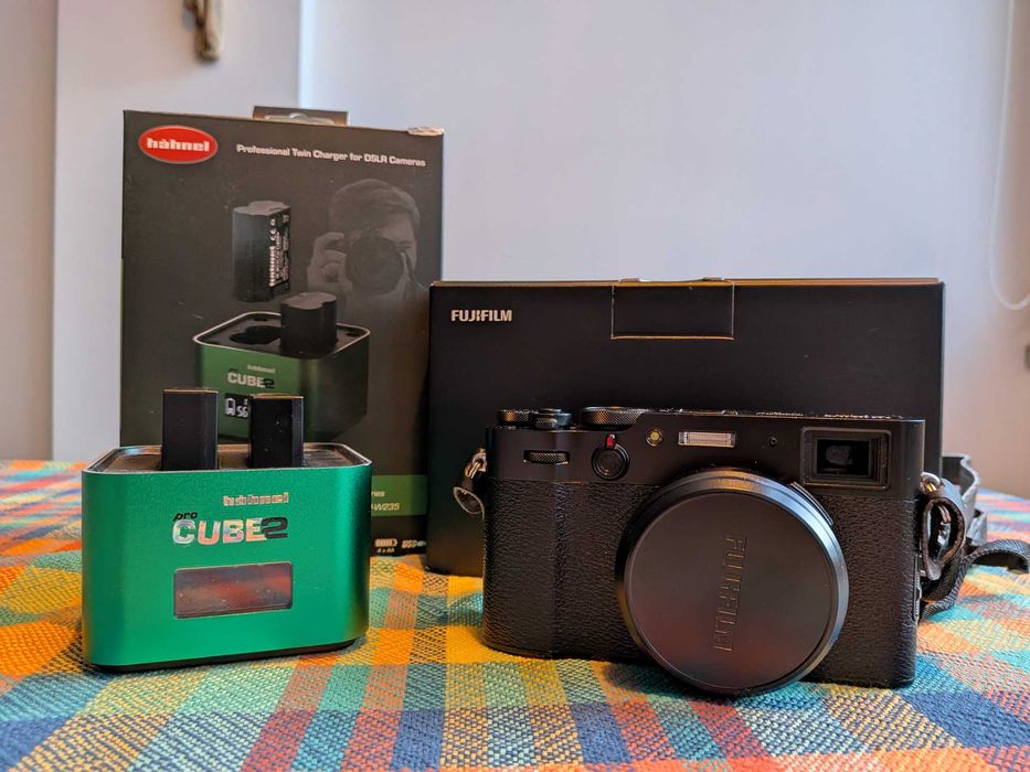 Fujifilm X100V + bateria extra & carregador