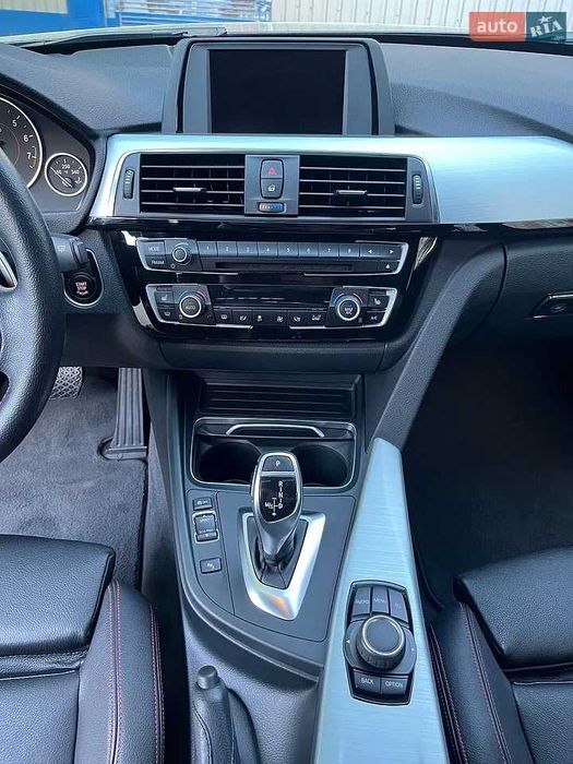 BMW F30 328i 2016