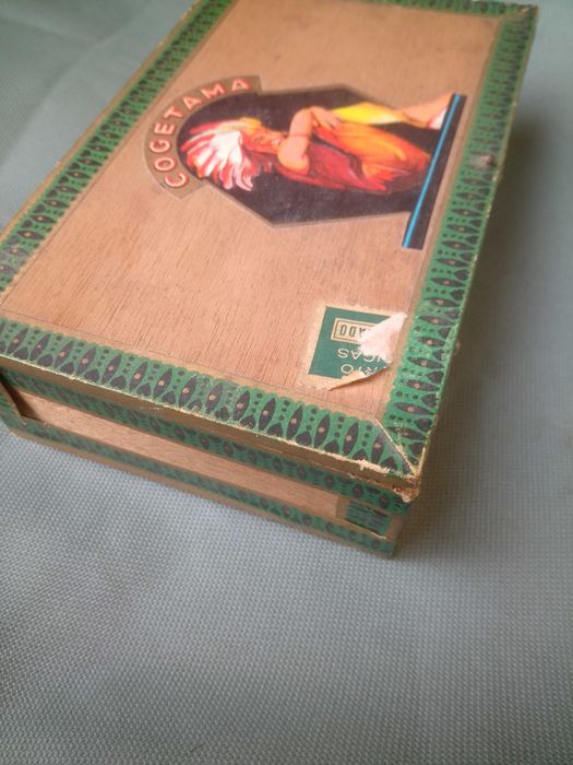 Caixa antiga Cogétama de cigarrilhas em madeira 155x100x45mm