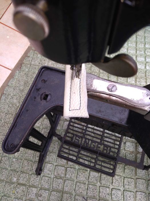 Máquina Industrial Costura Singer 29K71 Ponteira Aço