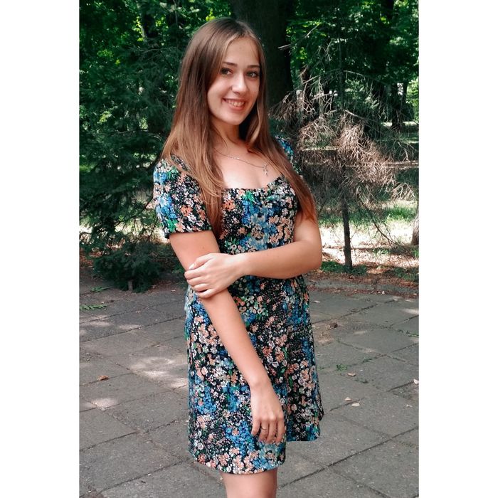 Легенька літня сукня