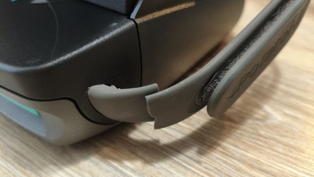 Polaroid 600 Instant Camera