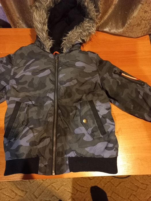 Куртки 3-5 років
