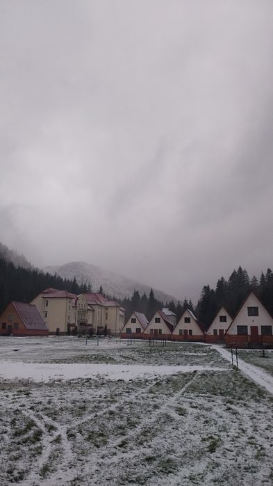 Будинок в Яблуниці. Проживання в Карпатах з харчуванням в Буковелі.
