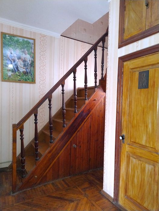 продам дом(пол дома)