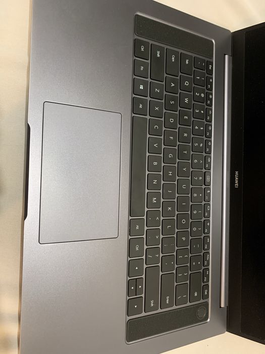 Huawei MateBook D16 16GB RAM / 512GB SSD – idealny stan