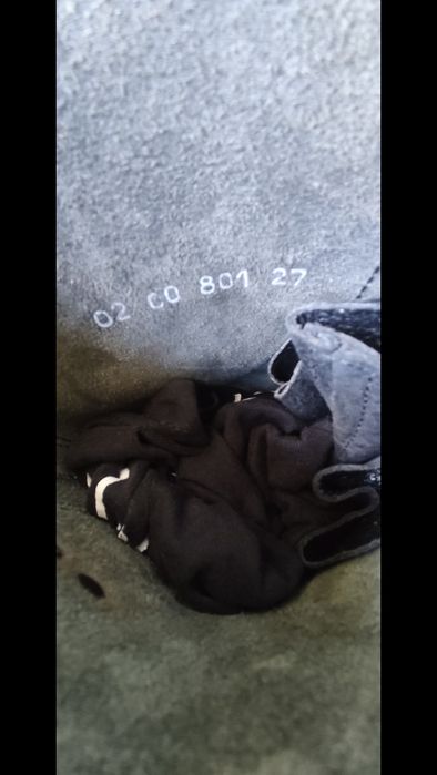 Buty wojskowe z opinaczami