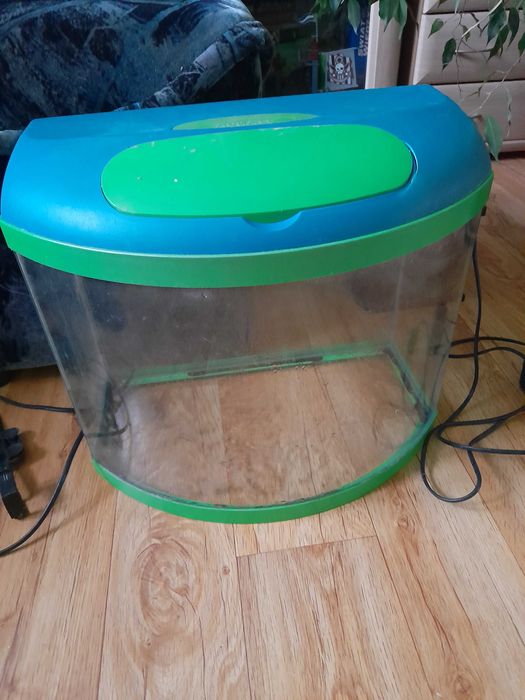 Akwarium 40l z wyposażeniem