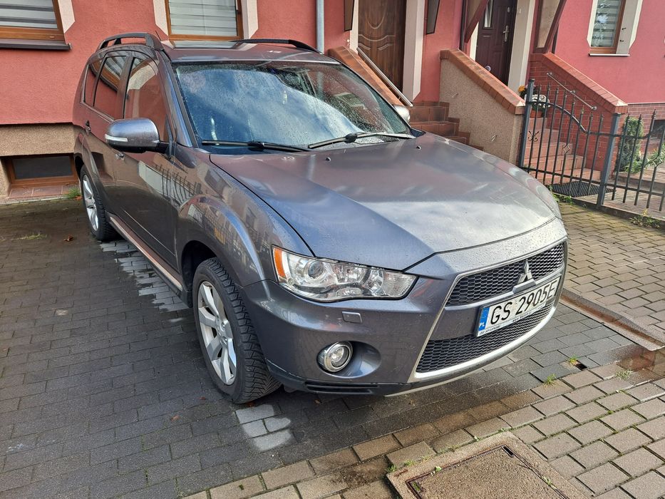 Sprzedam  Mitsubishi Outlander 2012r