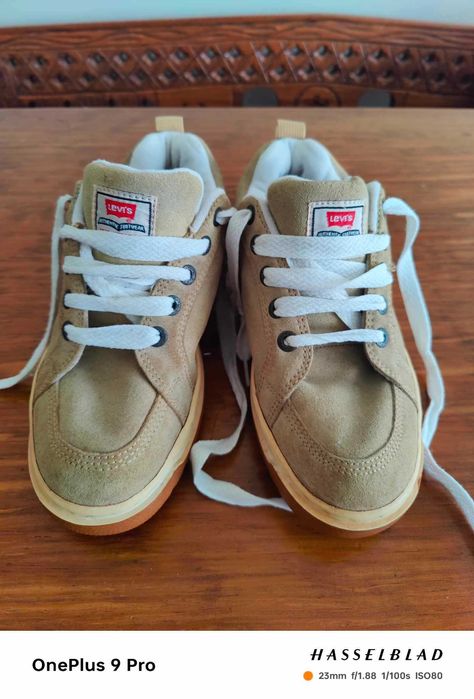 Sapatos Levi's Vintage tam. 42 estado novo, raros!