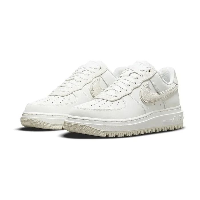 Nike Air Force 1 Luxe summit white белые