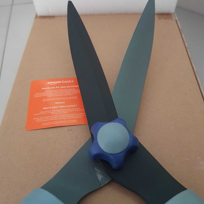 Amazon Basics Nożyce do żywopłotu regulacja oporu