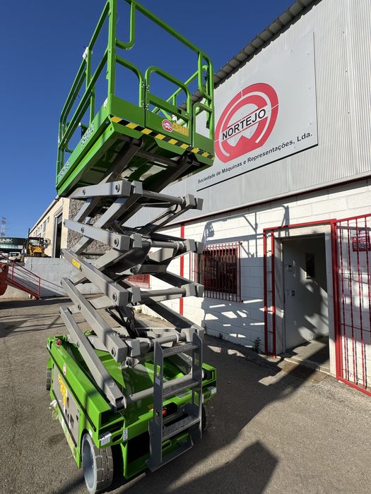 Plataforma Elevatória “Tesoura” elétrica (12mt*)FRONTEQ FS1012