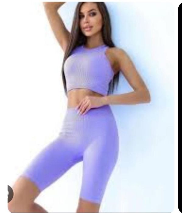 Костюм топ +лосинки 42 хс спорт