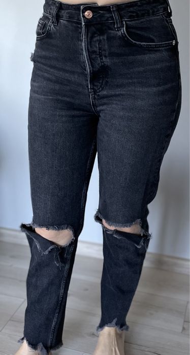 Czarne spodnie proste boyfriend z dziurami Zara rozmiar 38 M