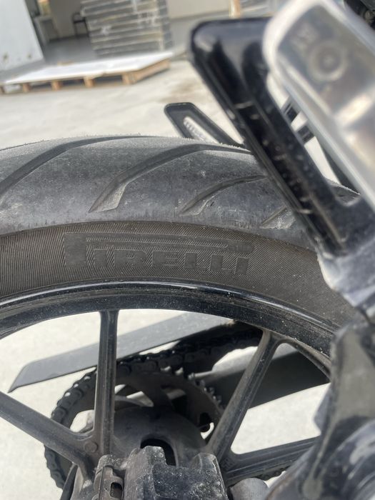 Suzuki gsx-s 125  em bom estado