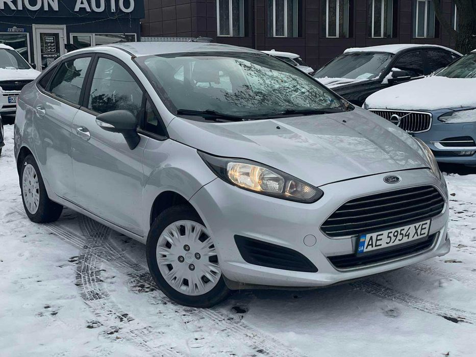 Ford Fiesta 2016р 1,6 Бензин! Автомат! Обмін! Розстрочка!