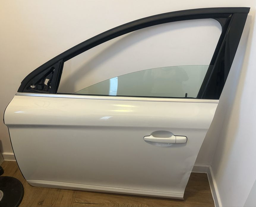 Drzwi Lewe przód Volvo XC60