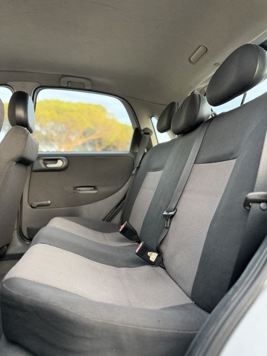 Opel Corsa 1.3 Cdti - Caixa Automática