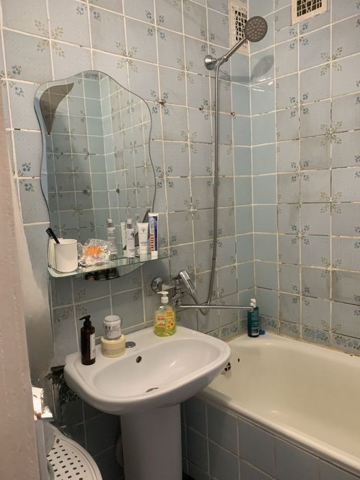 2-кімнатна квартира м. Корсунь-Шевченківський