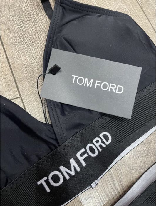 Крутезний жіночий костюмчик лосіни і топ Tom Ford
