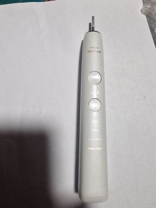 Szczoteczka soniczna philips Hx991R  seria 9