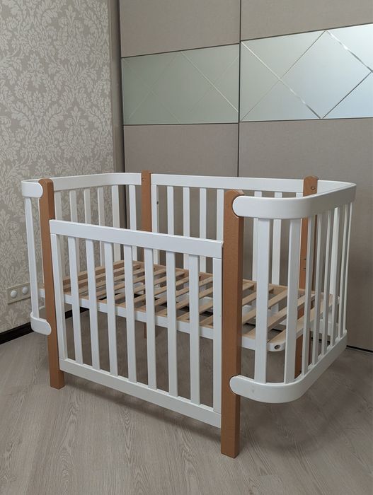 Продам дитяче ліжечко в ідеальному стані+матрац