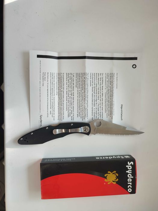 Складной карманный нож Spyderco Police C07