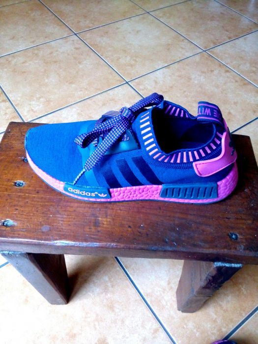 Adidas NMD_R1 granat fuksja
