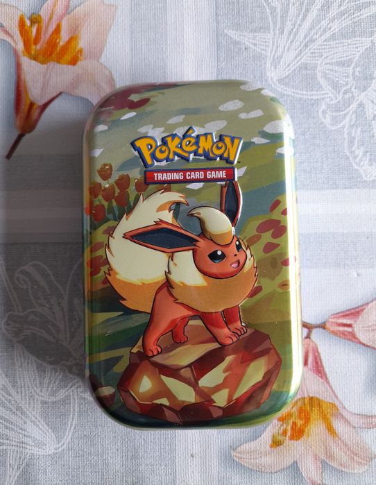 Caixa Metálica Pokémon Flareon