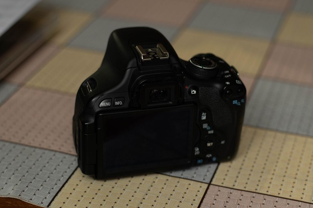 canon eos 600d body