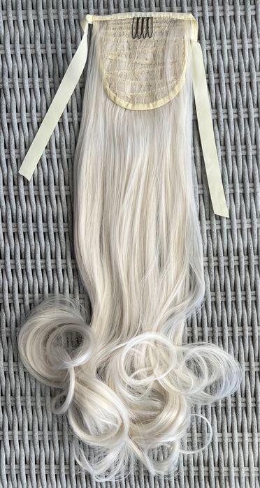 Premium Ultra włosy doczepiane, platynowy blond, kucyk, loki 622.