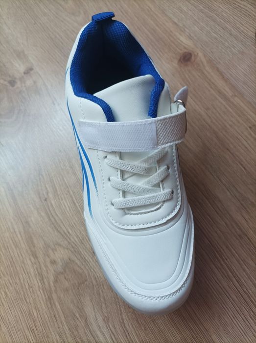 Patins com rodas retráteis 35