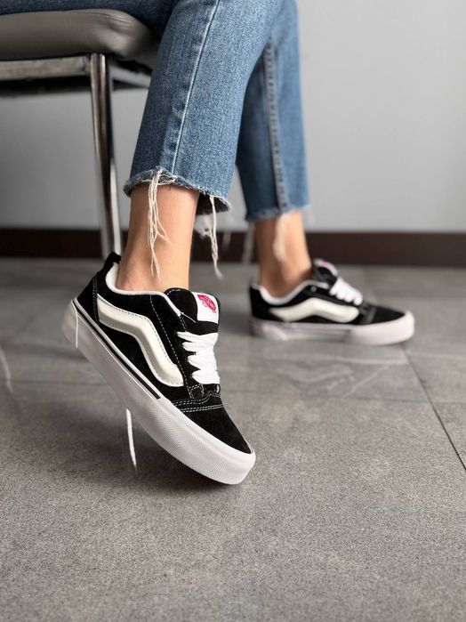 36-45 Vans KNU Skool Black White