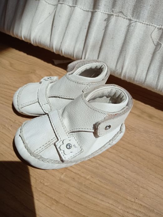 Buty niemowlęce rozmiar 20