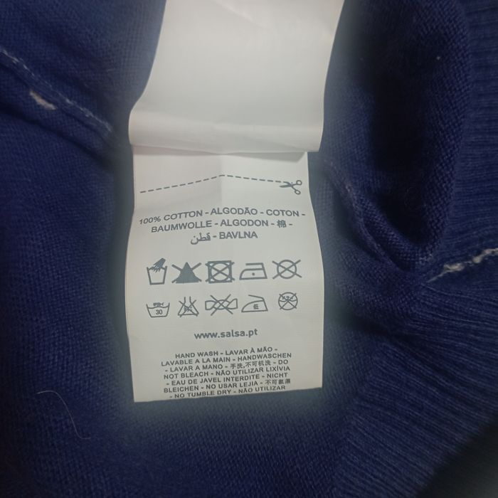 Malha  azul marinho com letras branca, Salsa Jeans