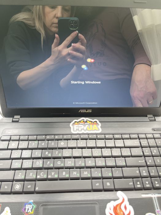 Продам ноотбук ASUS