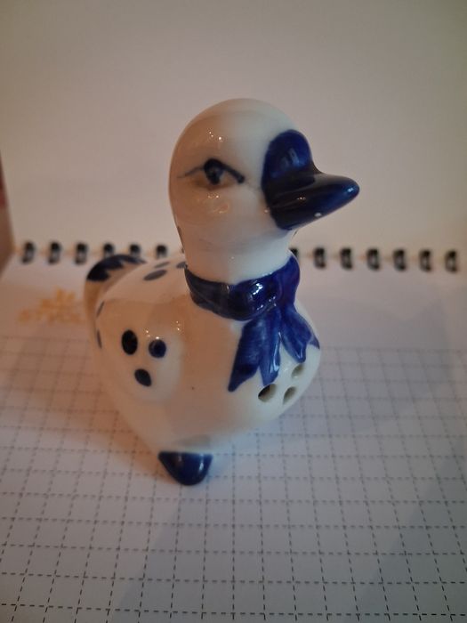 Солонка Гусь фарфор